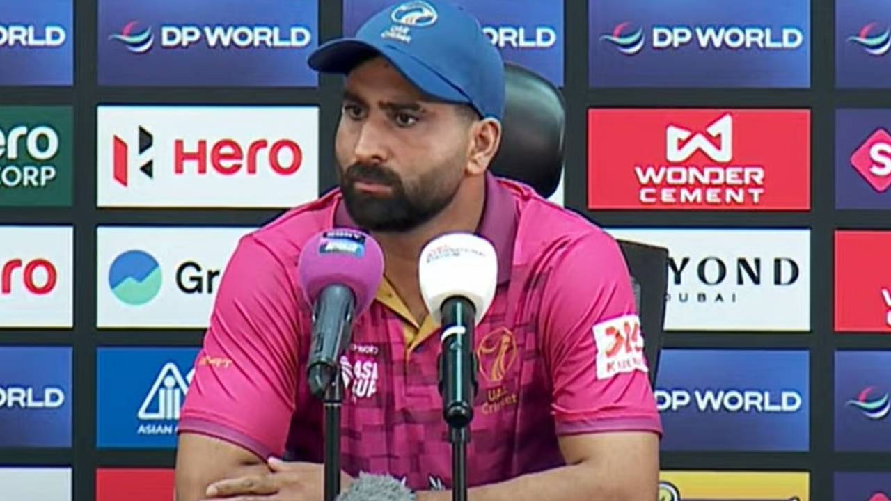 Muhammad Waseem : పాక్ పై అందుకే ఓడిపోయాం.. యూఏఈ కెప్టెన్ వసీం కామెంట్స్ వైరల్.. Muhammad Waseem : పాక్ పై అందుకే ఓడిపోయాం.. యూఏఈ కెప్టెన్ వసీం కామెంట్స్ వైరల్..