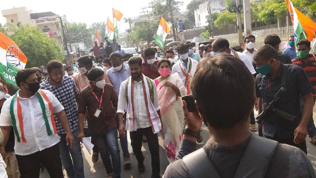 Jubilee Hills bypoll: జూబ్లీహిల్స్ ఉప ఎన్నికలో గెలుపెవరిది? సెఫాలజిస్ట్ సైదులు చేసిన కాంగ్రెస్ సర్వేలో ఏం తేలింది? Jubilee Hills bypoll: జూబ్లీహిల్స్ ఉప ఎన్నికలో గెలుపెవరిది? సెఫాలజిస్ట్ సైదులు చేసిన కాంగ్రెస్ సర్వేలో ఏం తేలింది?