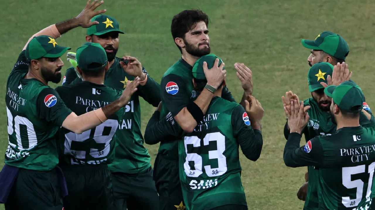 Asia Cup 2025: ఆసియా కప్.. ఫైనల్స్ చేరిన పాకిస్తాన్.. భారత్ తో అమీతుమీ.. Asia Cup 2025: ఆసియా కప్.. ఫైనల్స్ చేరిన పాకిస్తాన్.. భారత్ తో అమీతుమీ..