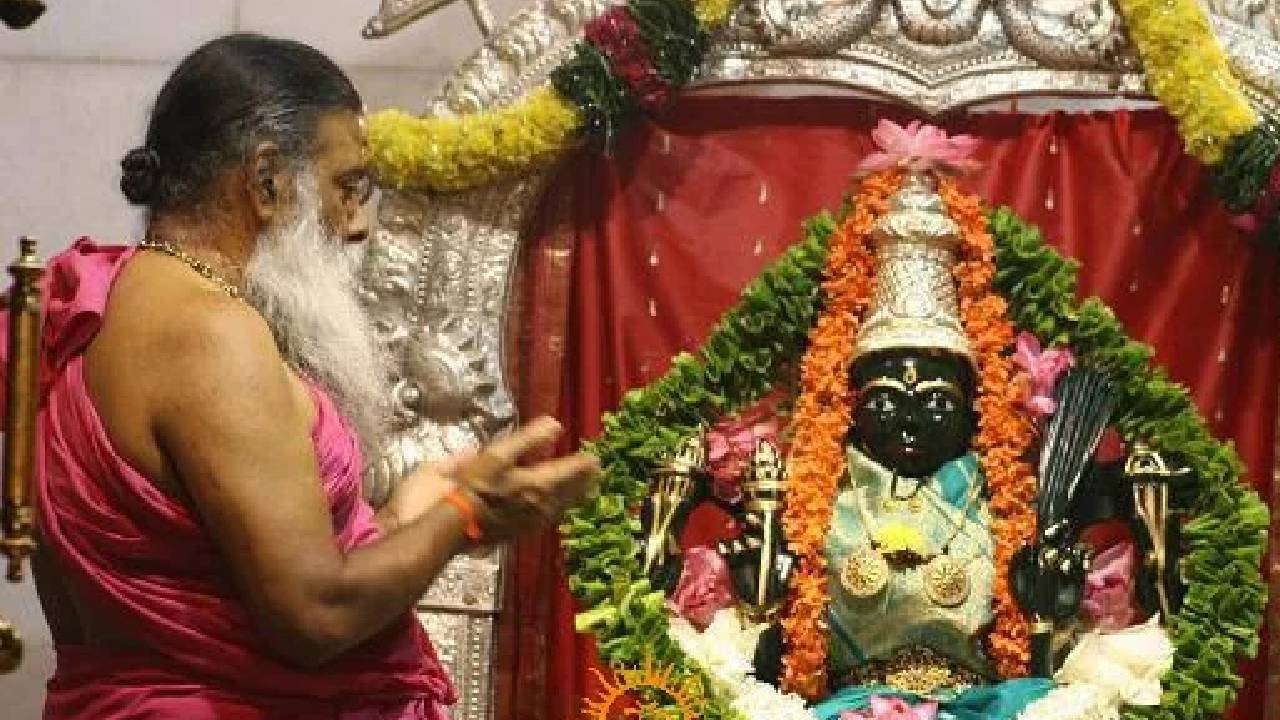 ప్రశాంతత కోసం శృంఖలాదేవిని దర్శించుకుంటే సరి.. ఈ శక్తిపీఠ మహిమ ఇదే.. ప్రశాంతత కోసం శృంఖలాదేవిని దర్శించుకుంటే సరి.. ఈ శక్తిపీఠ మహిమ ఇదే..