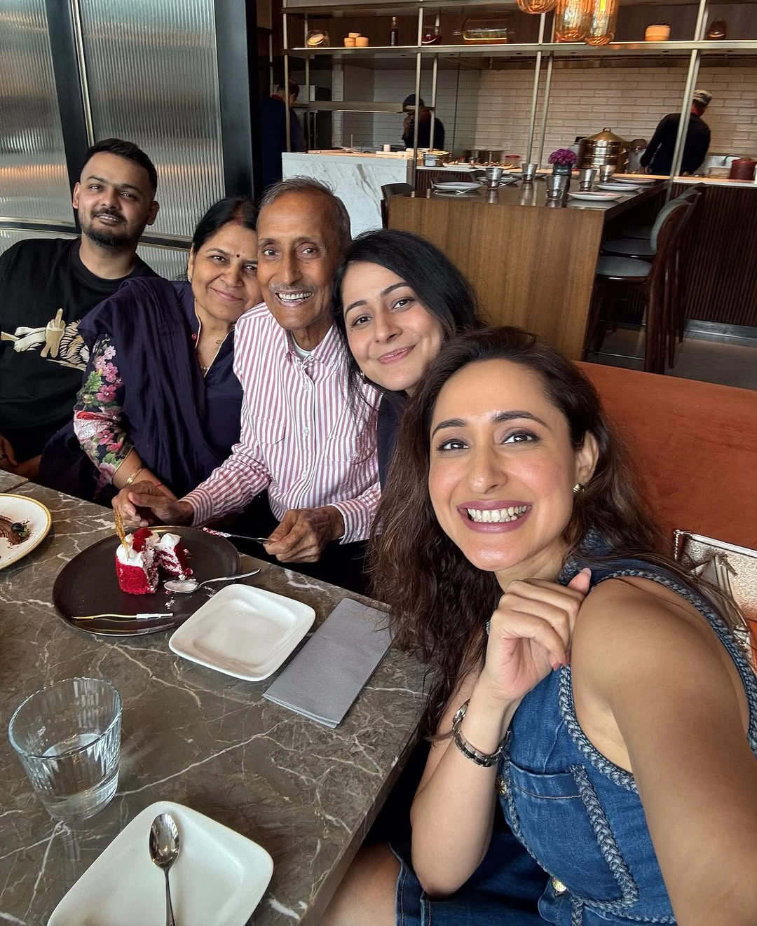 Pragya Jaiswal Celebrates her Father Birth Day Celebrations