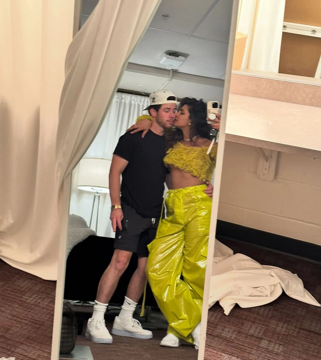 Priyanka Chopra Cute Photos with her Husband Nick Jonas