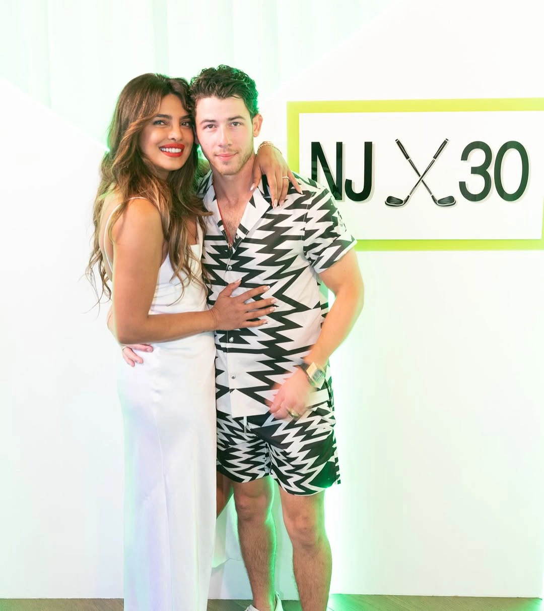 Priyanka Chopra Cute Photos with her Husband Nick Jonas