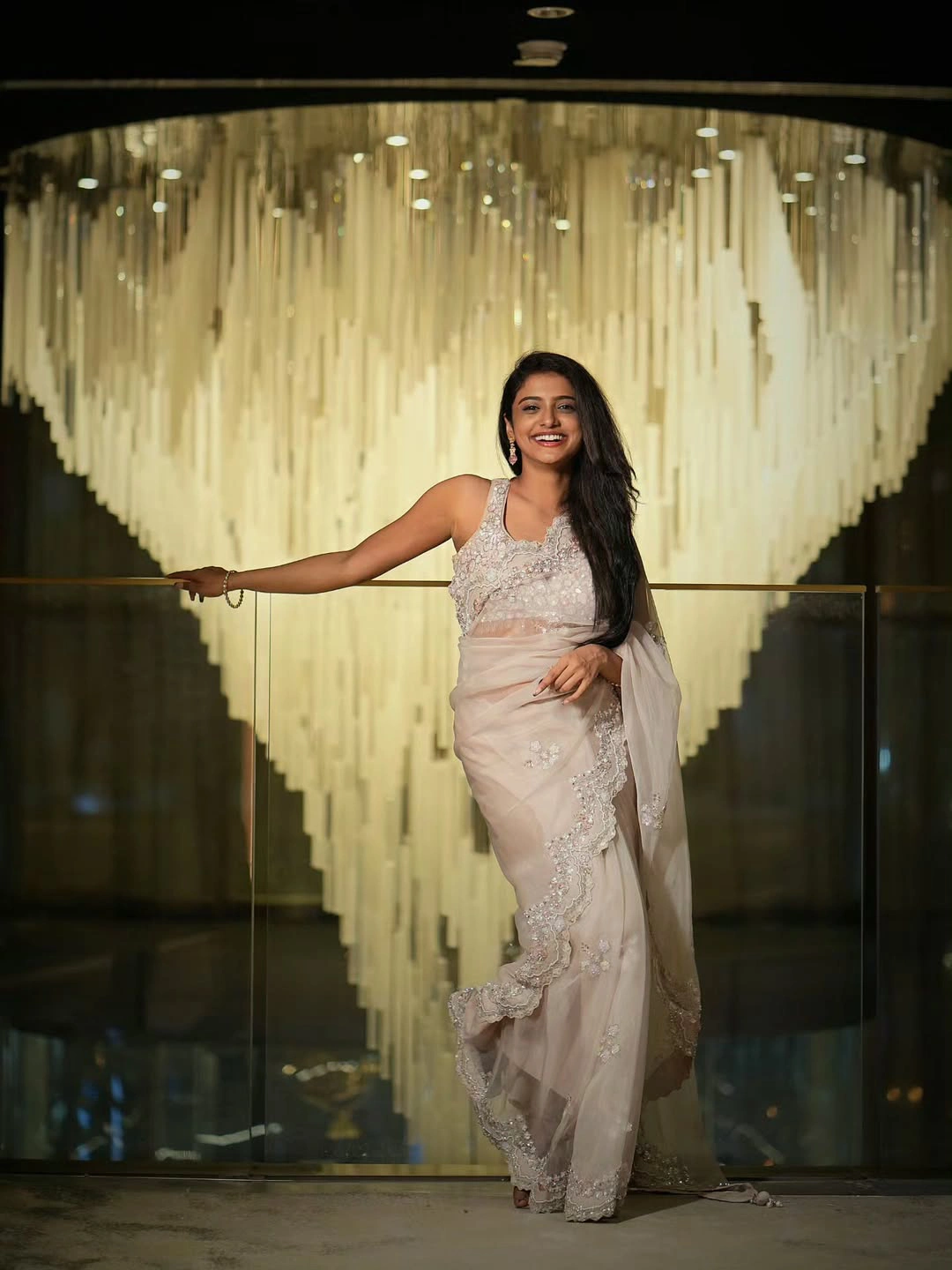 Roopa Koduvayur Shines like Moon