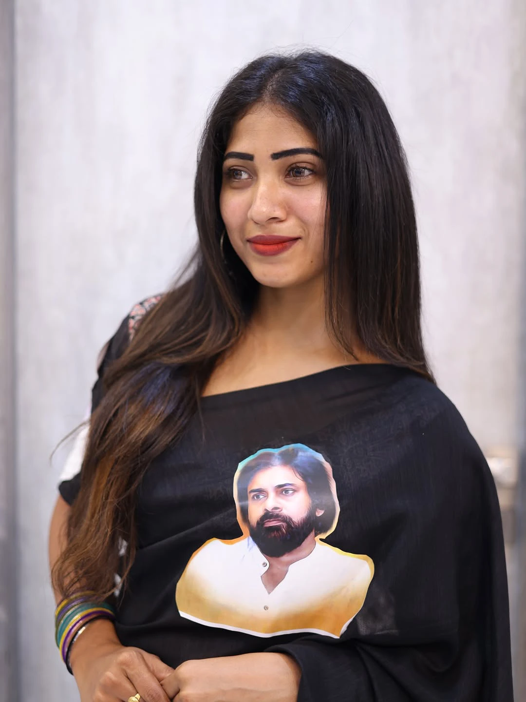 Sahar krishnan Wears Special Pawan Kalyan Photos Saree