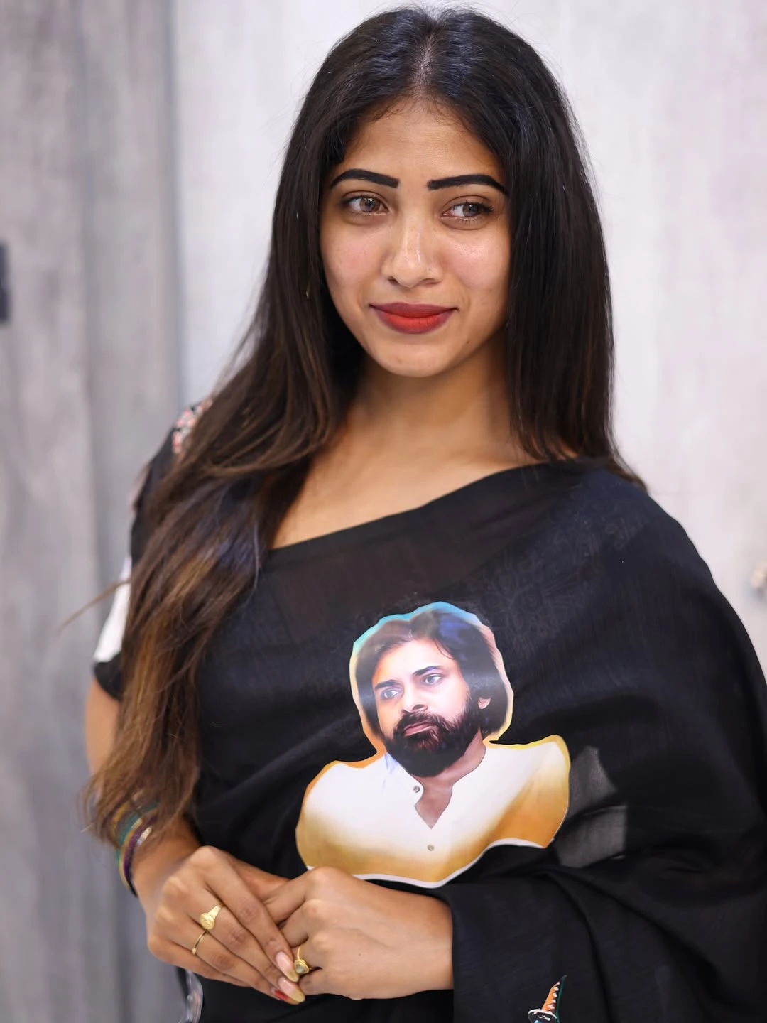 Sahar krishnan Wears Special Pawan Kalyan Photos Saree