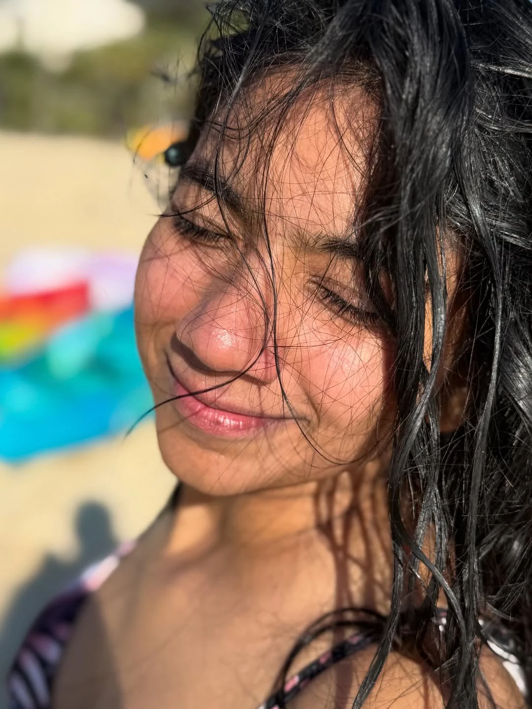 Sai Pallavi Enjoying with Sister Pooja Kannan in Beach