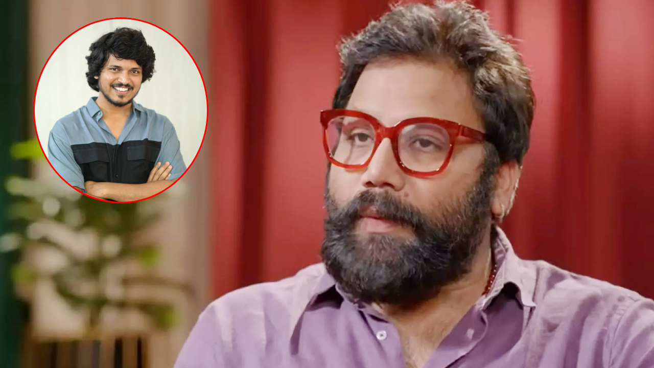 Sandeep Reddy Vanga: చిన్న హీరోతో సందీప్ రెడ్డి వంగ సినిమా.. వైలెంట్ డైరెక్టర్ సెన్సేషనల్ డెసిషన్.. త్వరలోనే..! Sandeep Reddy Vanga: చిన్న హీరోతో సందీప్ రెడ్డి వంగ సినిమా.. వైలెంట్ డైరెక్టర్ సెన్సేషనల్ డెసిషన్.. త్వరలోనే..!
