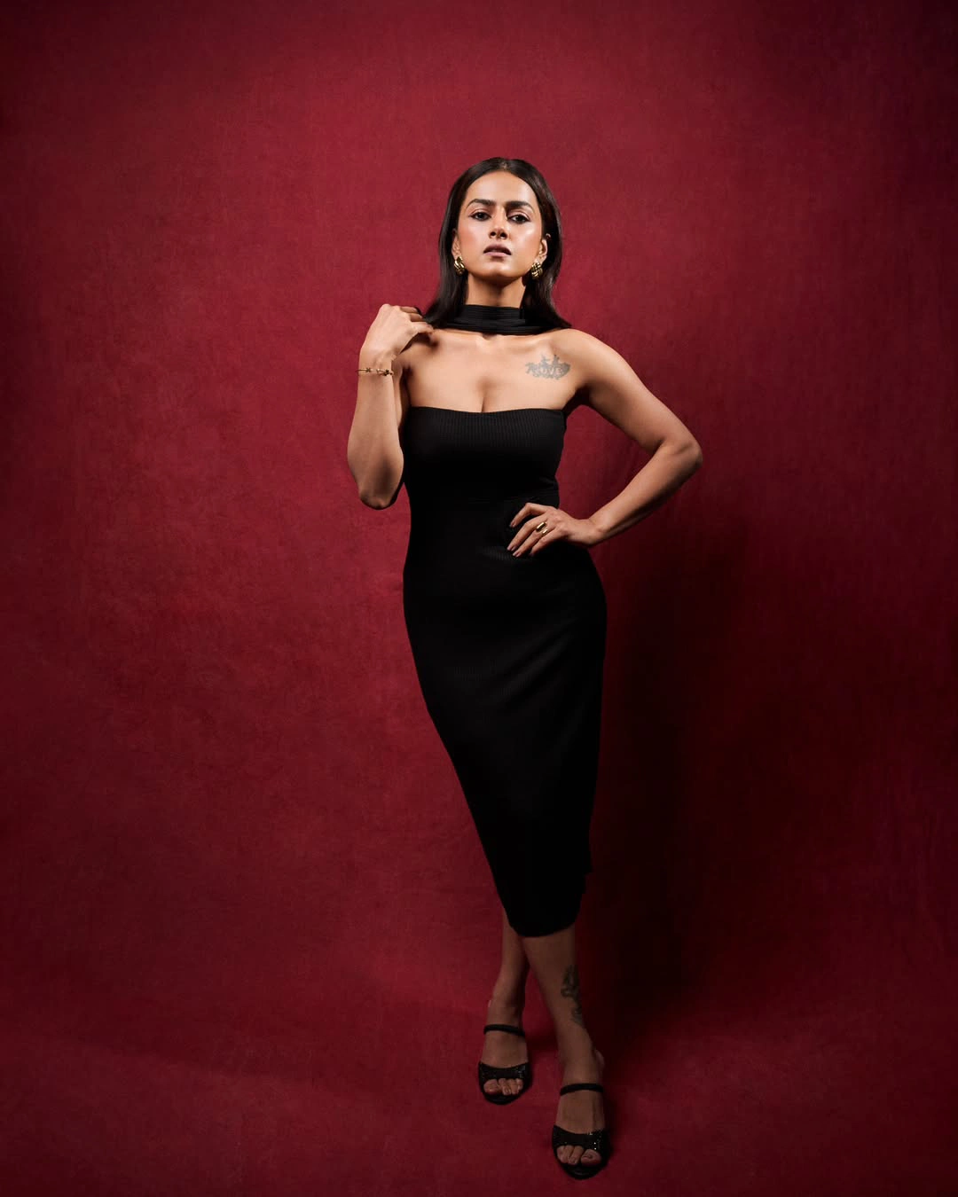 Shraddha Srinath Shows her Beauty with Tattoo