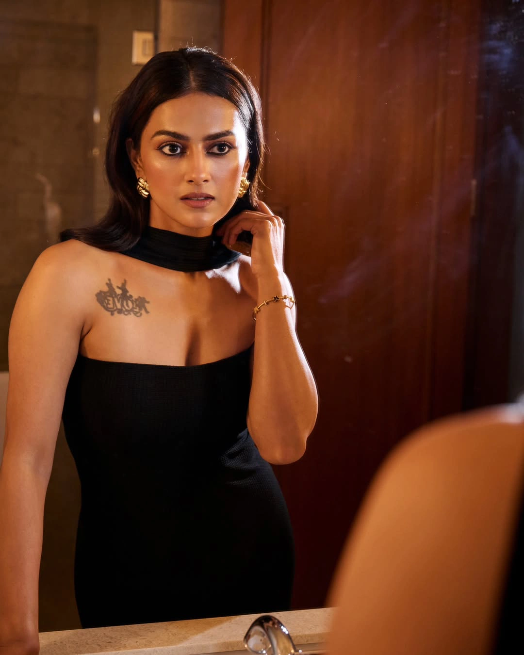 Shraddha Srinath Shows her Beauty with Tattoo