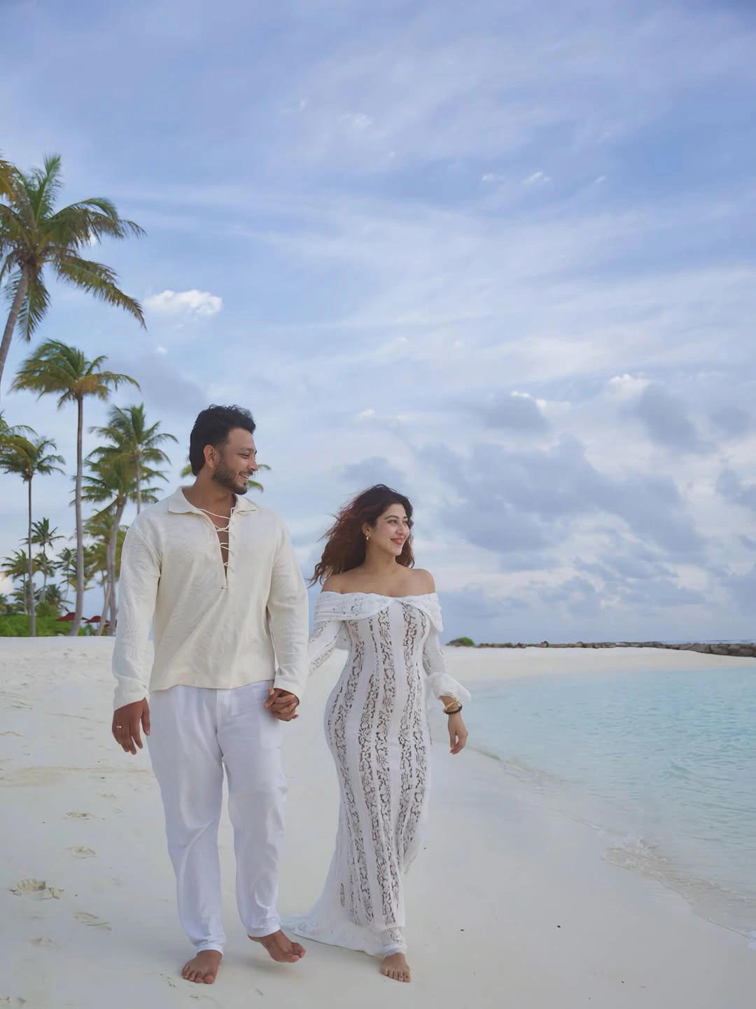 Sonarika Bhadoria Baby Bump Photos