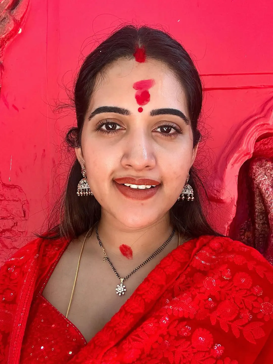 Sravanthi Chokarapu Visits Assam Kamakhya Temple