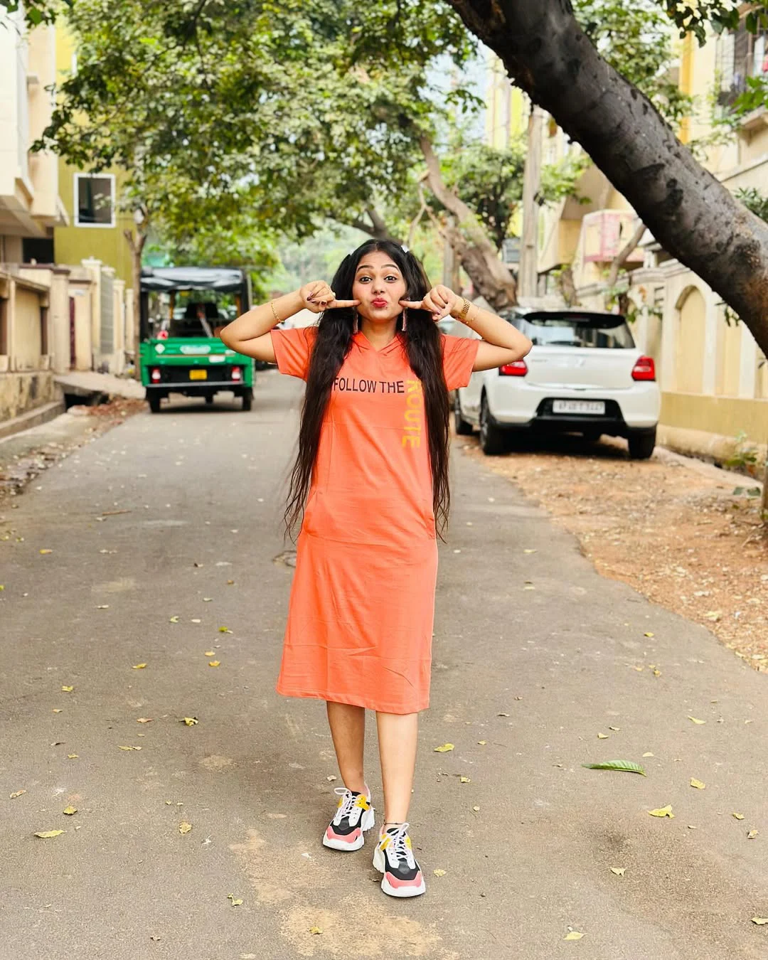 Bigg Boss 9 Telugu Common Girl Entry Srija Dammu Photos