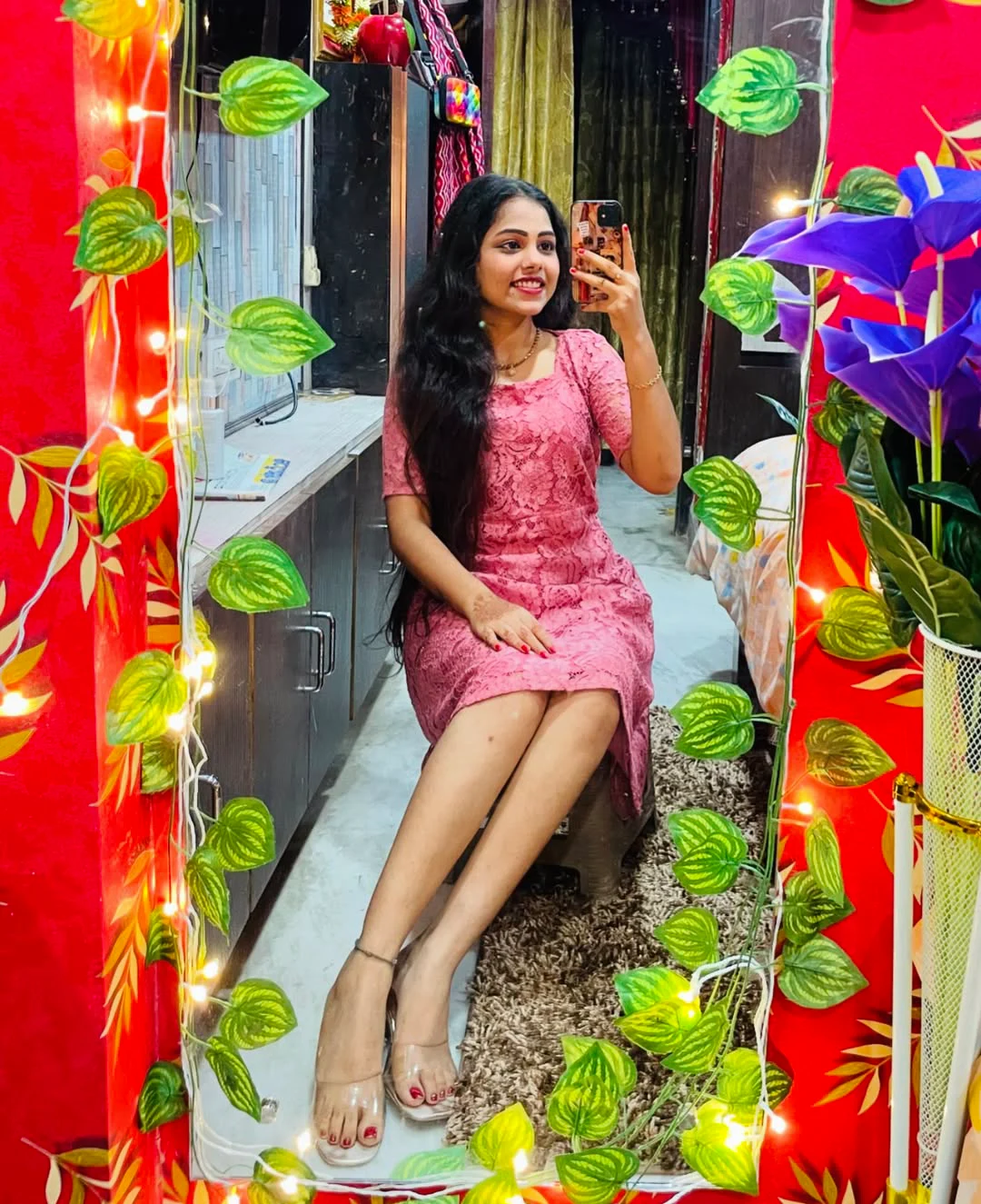 Bigg Boss 9 Telugu Common Girl Entry Srija Dammu Photos