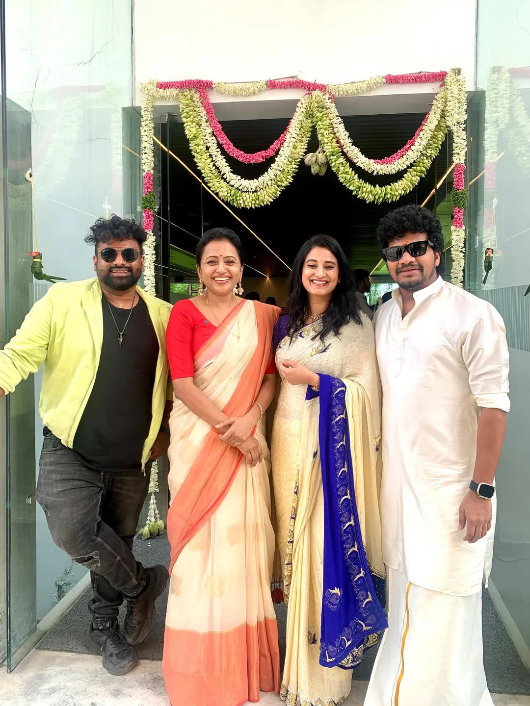 Suma Kanakala Celebrates Onam with Tollywood Anchors