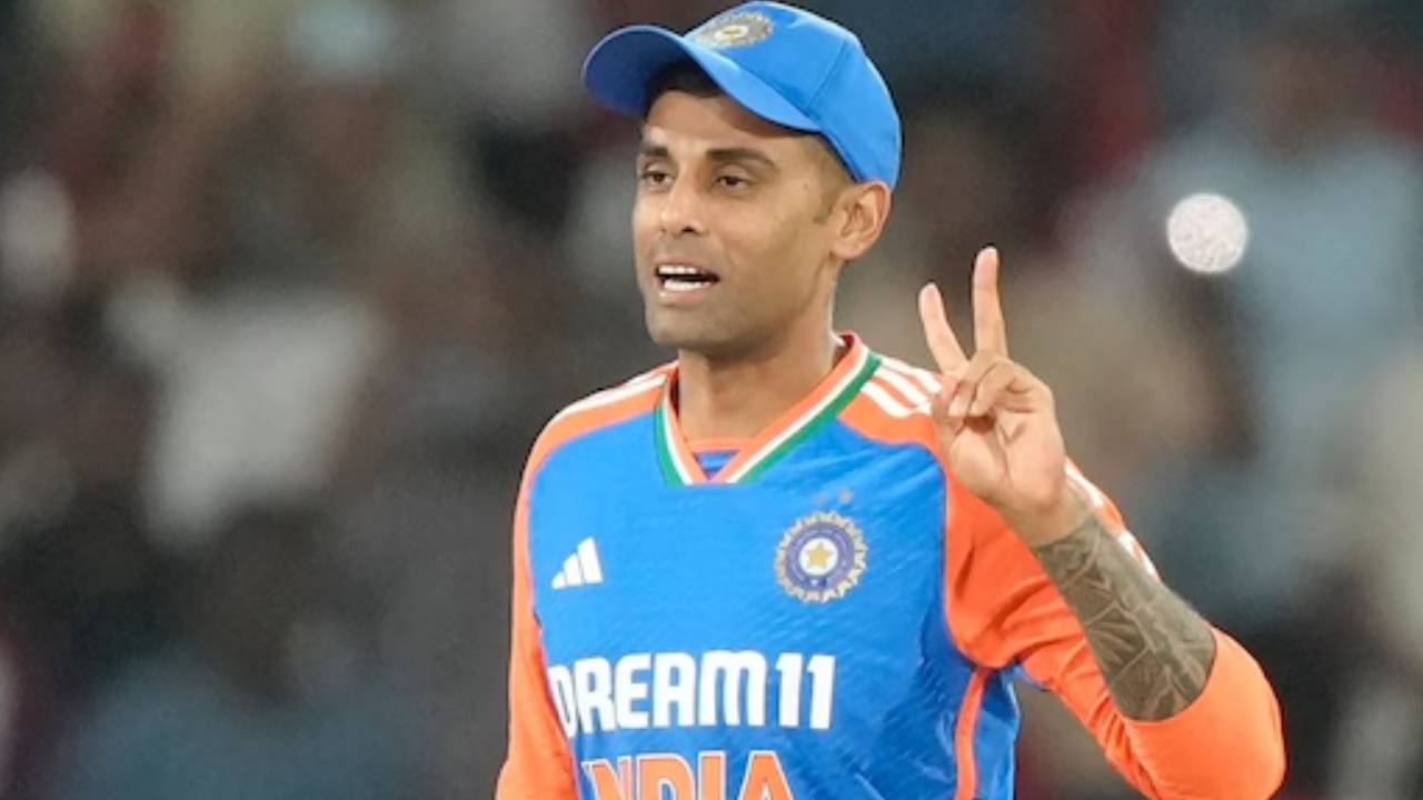 Suryakumar Yadav : తగ్గేదేలే.. పాకిస్తాన్ తో మ్యాచ్ పై సూర్యకుమార్ యాదవ్ మాస్ రిప్లై.. Suryakumar Yadav : తగ్గేదేలే.. పాకిస్తాన్ తో మ్యాచ్ పై సూర్యకుమార్ యాదవ్ మాస్ రిప్లై..