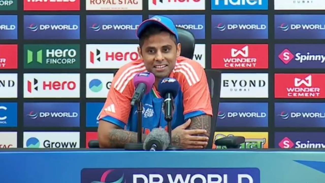 Suryakumar Yadav : పాక్ పై విజయం.. కెప్టెన్ సూర్యకుమార్ యాదవ్ కామెంట్లు.. 10 ఓవర్ల తరువాత మా ప్లేయర్లకు ఒక్కటే చెప్పా.. Suryakumar Yadav : పాక్ పై విజయం.. కెప్టెన్ సూర్యకుమార్ యాదవ్ కామెంట్లు.. 10 ఓవర్ల తరువాత మా ప్లేయర్లకు ఒక్కటే చెప్పా..