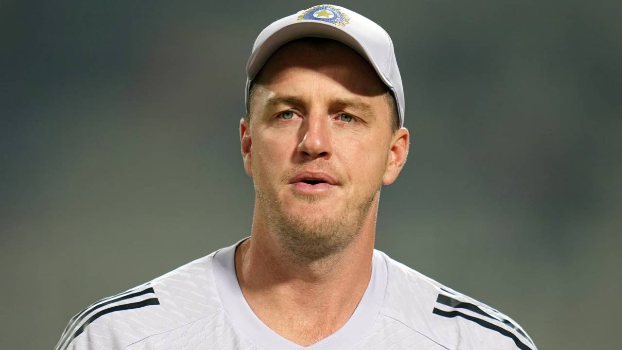 Morne Morkel : ఆసియాకప్లో భారత బౌలింగ్ కాంబినేషన్ పై మోర్కెల్ కీలక వ్యాఖ్యలు.. స్పిన్నర్లకు చోటు కష్టమే..! Morne Morkel : ఆసియాకప్లో భారత బౌలింగ్ కాంబినేషన్ పై మోర్కెల్ కీలక వ్యాఖ్యలు.. స్పిన్నర్లకు చోటు కష్టమే..!