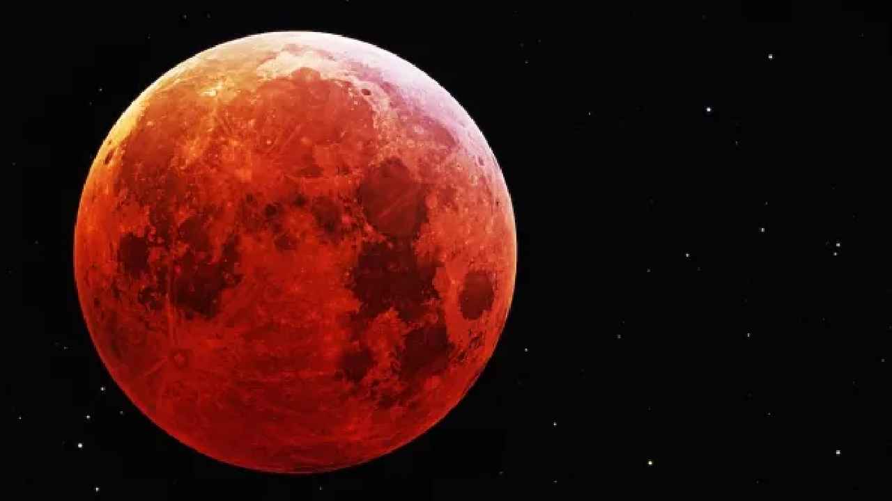 Total Lunar Eclipse: సంపూర్ణ చంద్ర గ్రహణం.. ఎప్పుడు ప్రారంభం అవుతుంది, ఎన్ని గంటలకు ముగుస్తుంది.. Total Lunar Eclipse: సంపూర్ణ చంద్ర గ్రహణం.. ఎప్పుడు ప్రారంభం అవుతుంది, ఎన్ని గంటలకు ముగుస్తుంది..