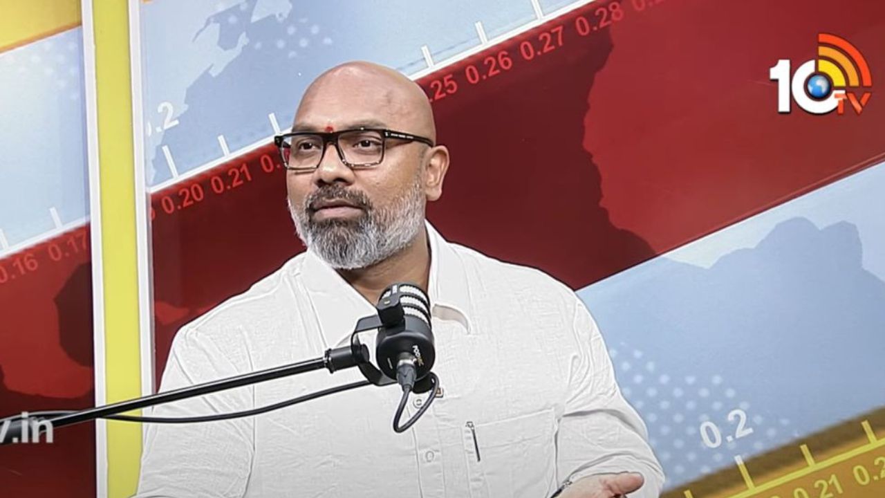 Dharmapuri Arvind: కవిత జైల్లోకి వెళ్తే మేము పంపినట్లు, బయటకు వస్తే మేమే తీసుకొచ్చినట్లా?: బీజేపీ ఎంపీ అర్వింద్ Dharmapuri Arvind: కవిత జైల్లోకి వెళ్తే మేము పంపినట్లు, బయటకు వస్తే మేమే తీసుకొచ్చినట్లా?: బీజేపీ ఎంపీ అర్వింద్