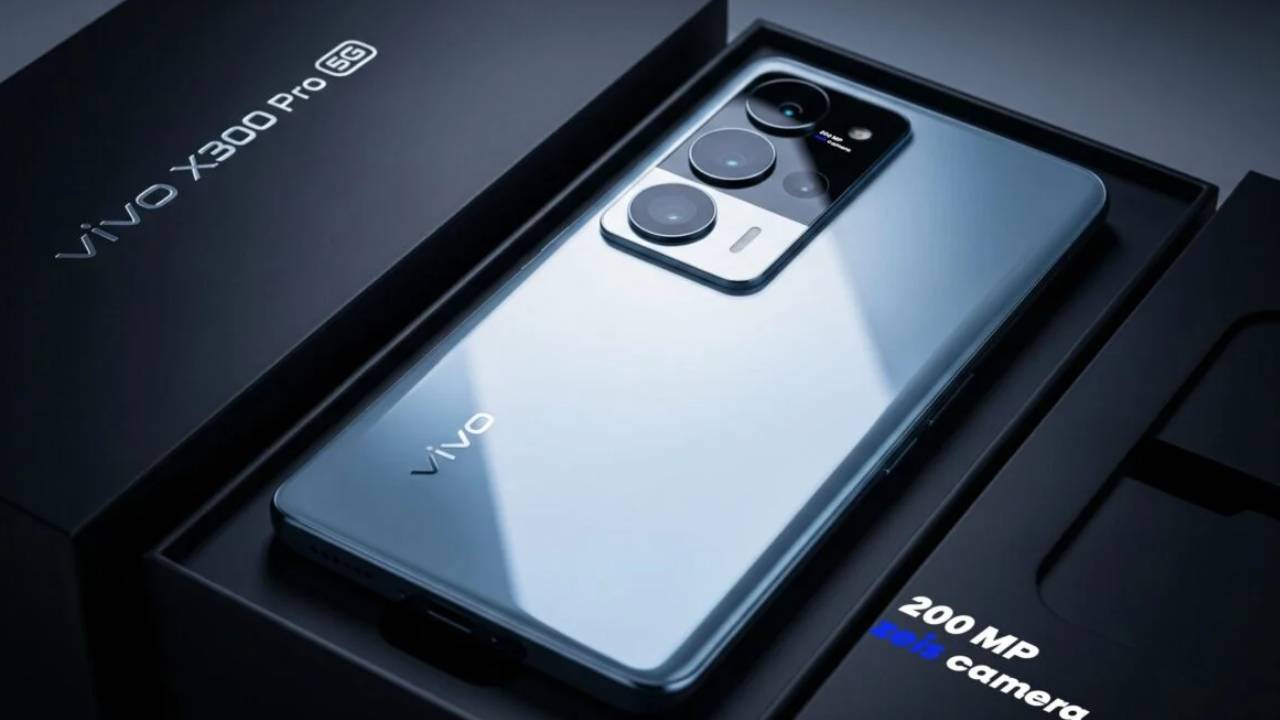 Vivo X300 Pro : కొత్త వివో X300 ప్రో వచ్చేస్తోందోచ్.. భారత్ లాంచ్ టైమ్లైన్, స్పెసిఫికేషన్లు, ధర వివరాలు లీక్.. Vivo X300 Pro : కొత్త వివో X300 ప్రో వచ్చేస్తోందోచ్.. భారత్ లాంచ్ టైమ్లైన్, స్పెసిఫికేషన్లు, ధర వివరాలు లీక్..