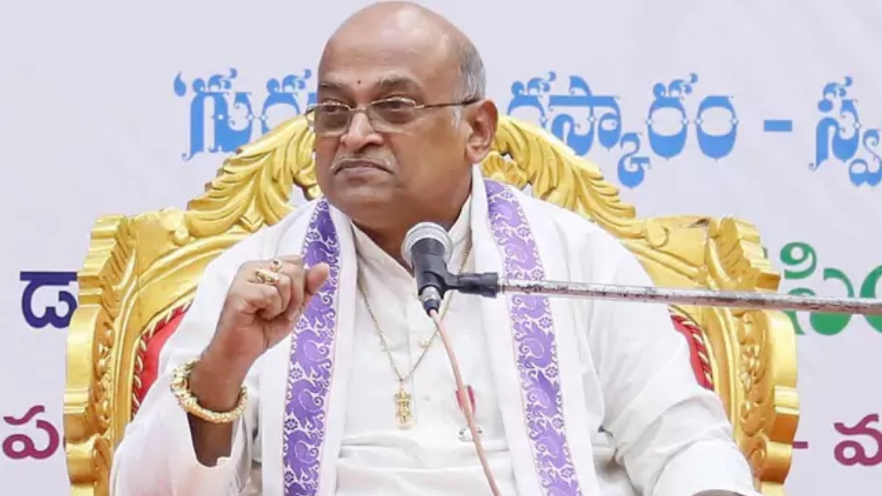 Garikipati Narasimha Rao : ఆ ఫ్లాప్ సినిమాని చూడమంటున్న గరికపాటి.. నిజమైన ప్రేమ తెలియాలంటే.. Garikipati Narasimha Rao : ఆ ఫ్లాప్ సినిమాని చూడమంటున్న గరికపాటి.. నిజమైన ప్రేమ తెలియాలంటే..