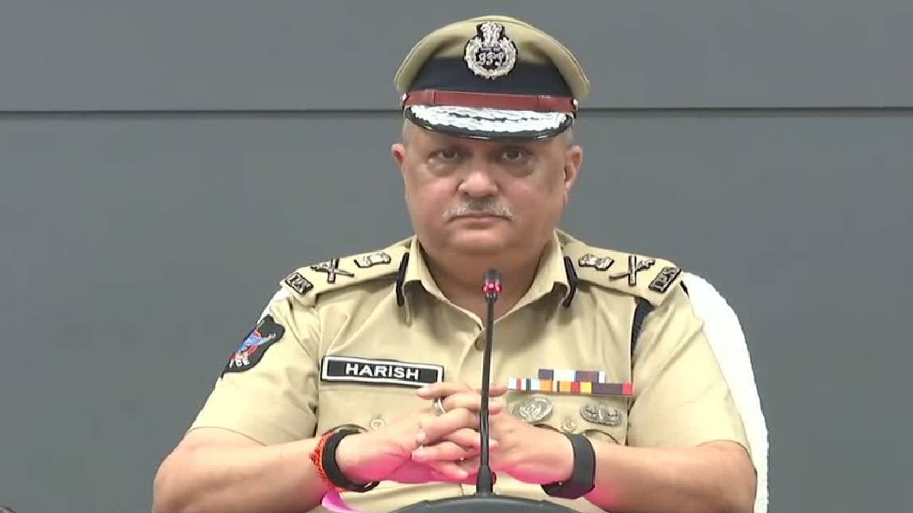 ఏపీలో 14 జిల్లాలకు కొత్త ఎస్పీల నియామకం.. ఏ జిల్లాకు ఎవరంటే? ఏపీలో 14 జిల్లాలకు కొత్త ఎస్పీల నియామకం.. ఏ జిల్లాకు ఎవరంటే?