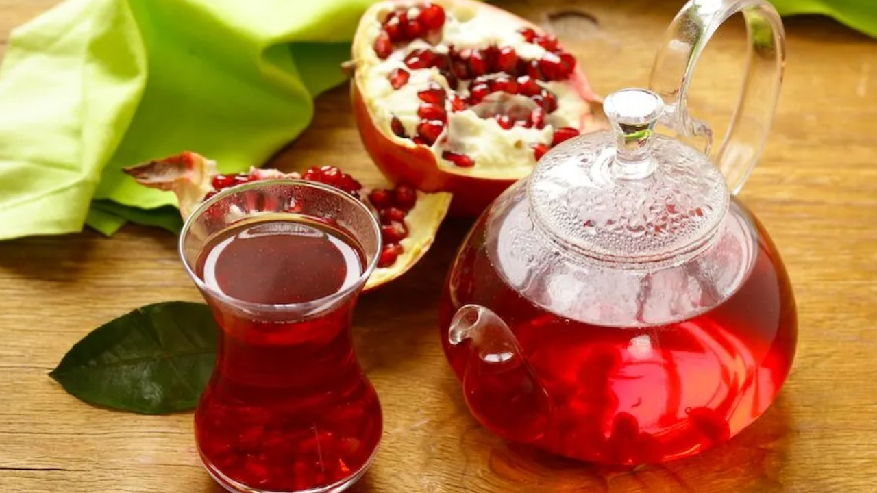 Pomegranate Peel Tea: దానిమ్మ తొక్క టీ తాగండి.. కొవ్వు మొత్తం కరిగిపోతుంది.. ఇంకా ఎన్ని ప్రయోజనాలు ఉన్నాయో తెలుసా? Pomegranate Peel Tea: దానిమ్మ తొక్క టీ తాగండి.. కొవ్వు మొత్తం కరిగిపోతుంది.. ఇంకా ఎన్ని ప్రయోజనాలు ఉన్నాయో తెలుసా?