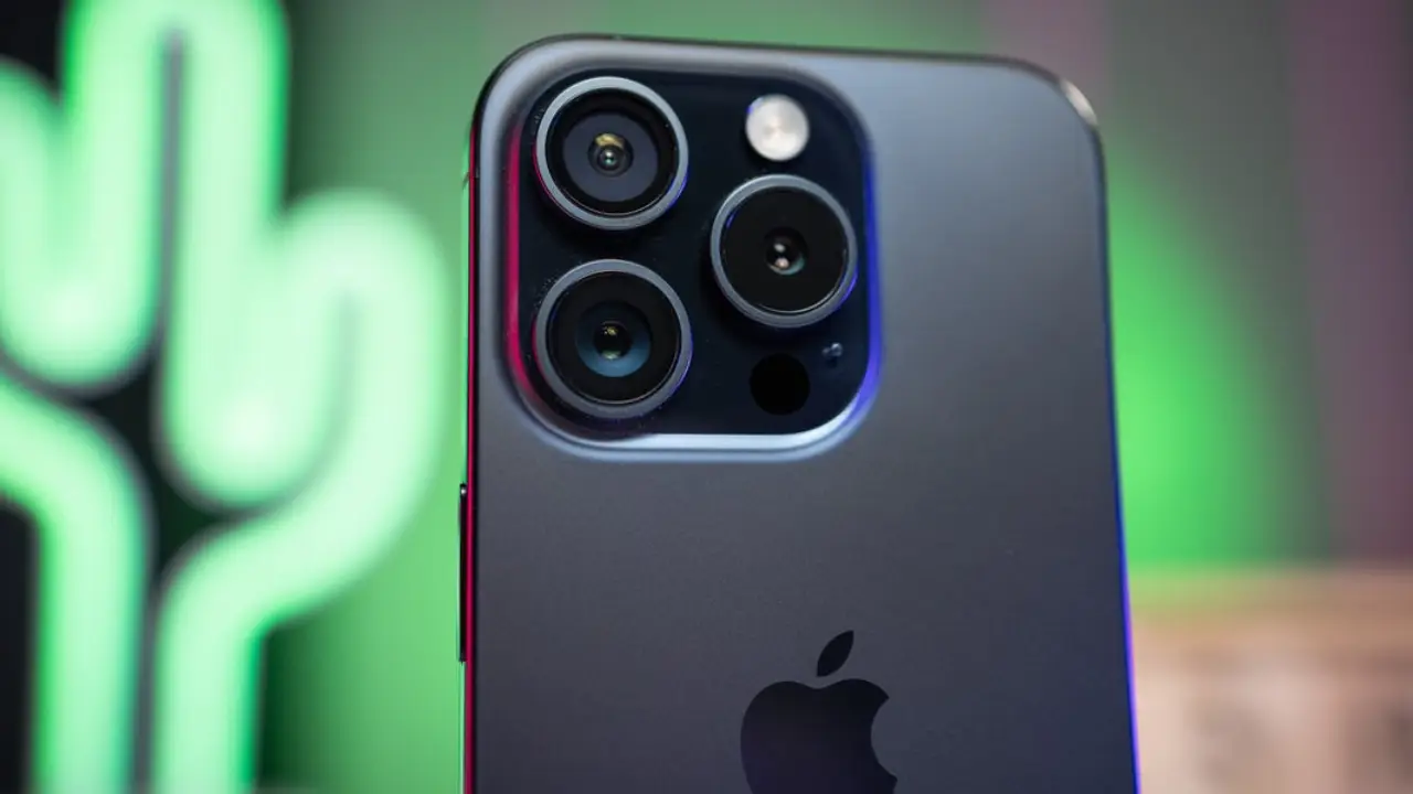 iPhone 15