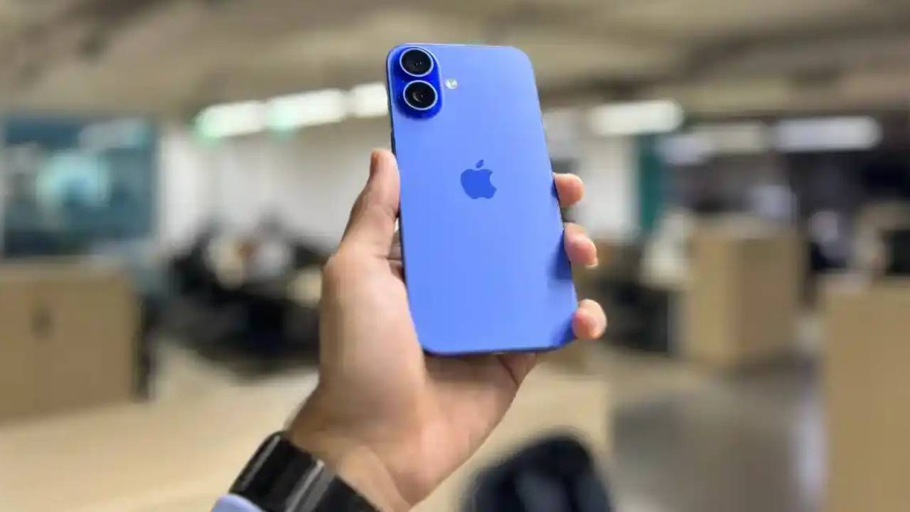 iPhone 16 Pro price