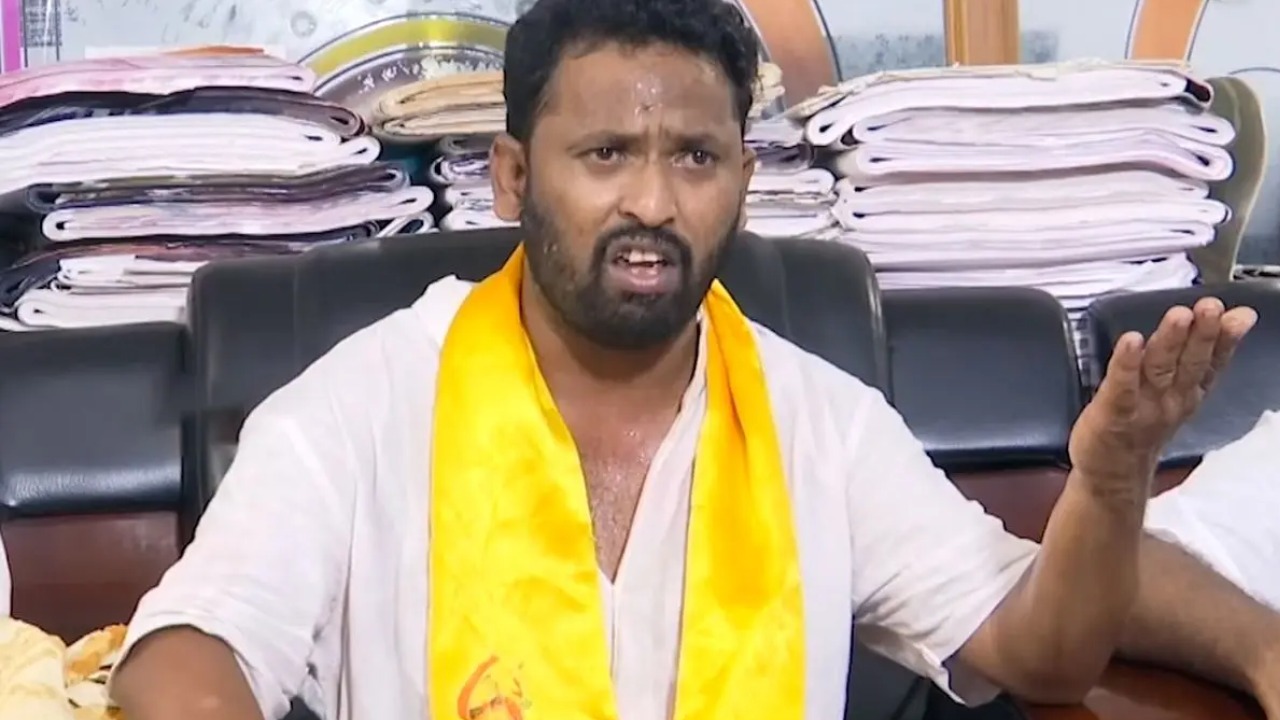 Kirrak RP : నా ఫ్యామిలీని చంపేస్తాము అని బెదిరిస్తున్నారు.. నా జీవితం తెలుగుదేశం పార్టీకి అంకితం.. కిరాక్ ఆర్పీ కామెంట్స్ వైరల్.. Kirrak RP : నా ఫ్యామిలీని చంపేస్తాము అని బెదిరిస్తున్నారు.. నా జీవితం తెలుగుదేశం పార్టీకి అంకితం.. కిరాక్ ఆర్పీ కామెంట్స్ వైరల్..