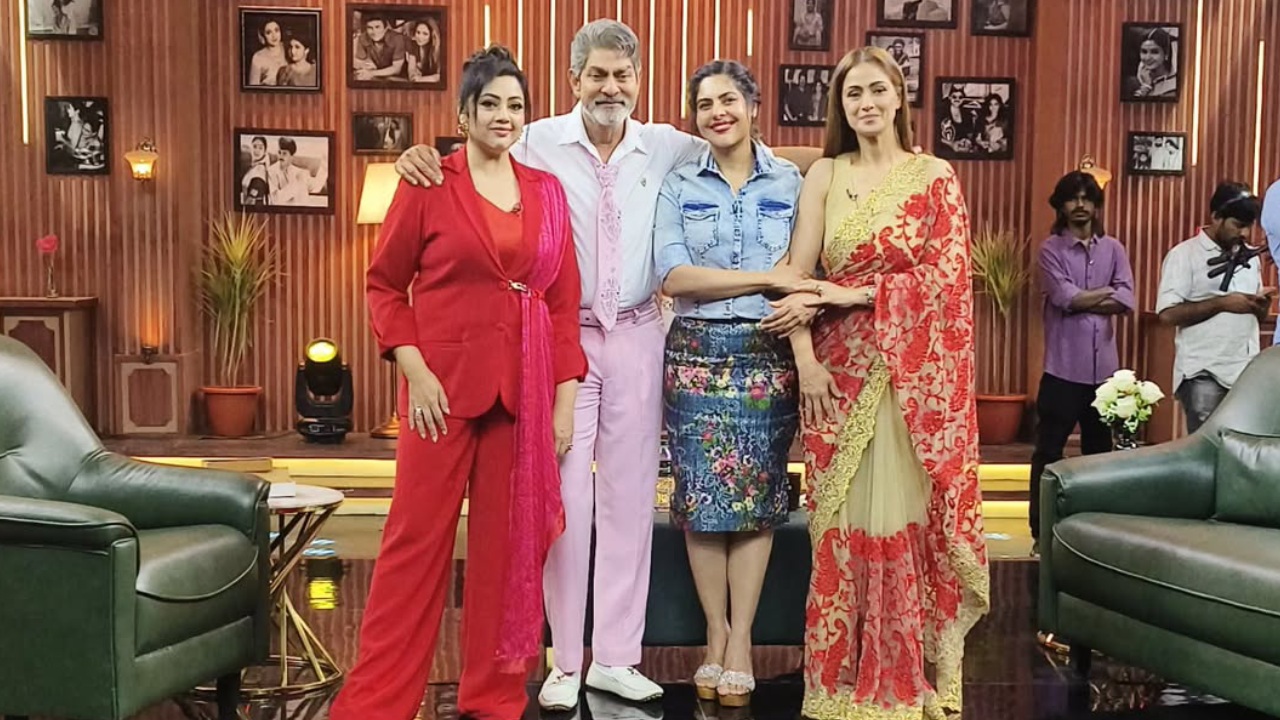 Jagapathi Babu : అలనాటి హీరోయిన్స్ తో అప్పటి లవర్ బాయ్.. ఫోటో వైరల్.. Jagapathi Babu : అలనాటి హీరోయిన్స్ తో అప్పటి లవర్ బాయ్.. ఫోటో వైరల్..