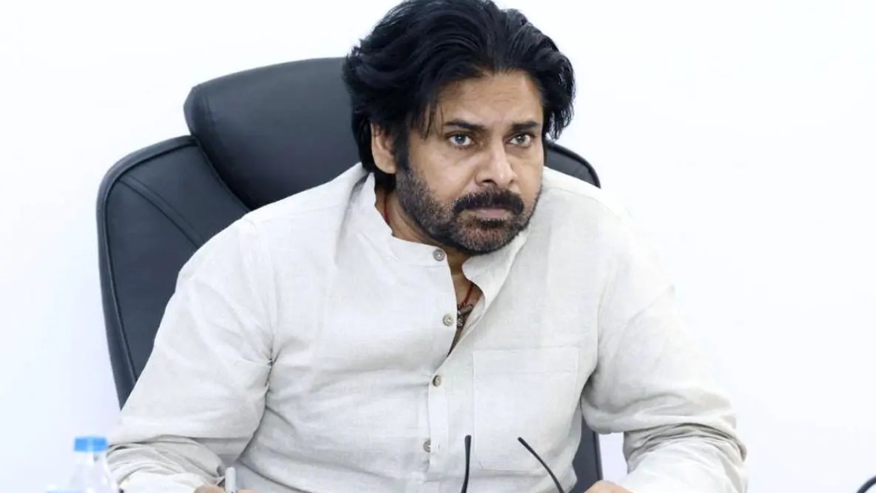 Pawan Kalyan : OG రిలీజ్ కి ముందు జ్వరంతో బాధపడుతున్న పవన్ కళ్యాణ్.. జ్వరంతోనే అసెంబ్లీ సమావేశాలకు.. Pawan Kalyan : OG రిలీజ్ కి ముందు జ్వరంతో బాధపడుతున్న పవన్ కళ్యాణ్.. జ్వరంతోనే అసెంబ్లీ సమావేశాలకు..