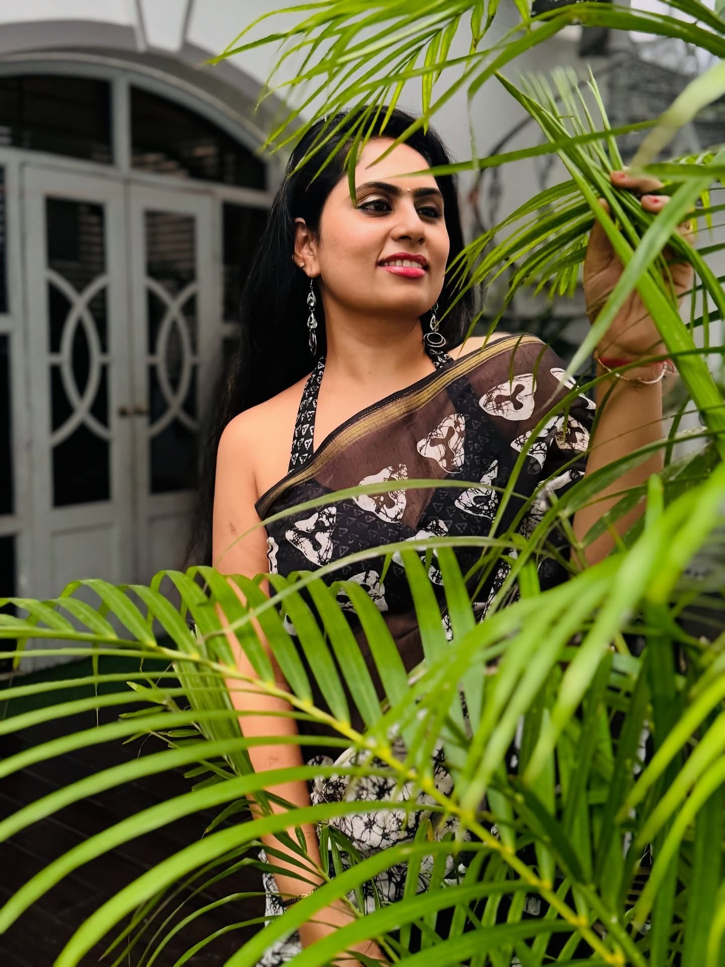 Dil Raju Wife Tejaswini Vygha Black Saree Photos