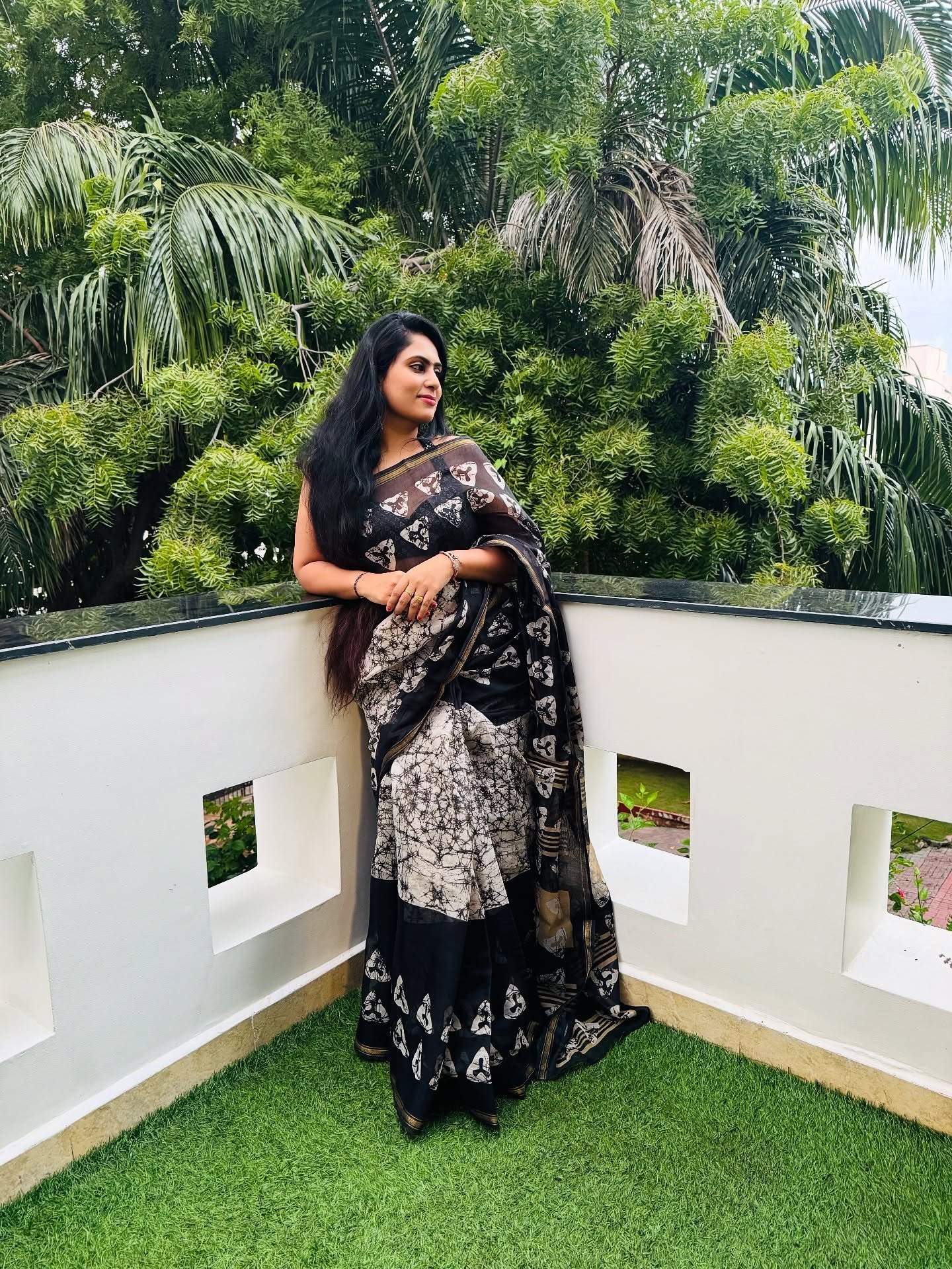 Dil Raju Wife Tejaswini Vygha Black Saree Photos