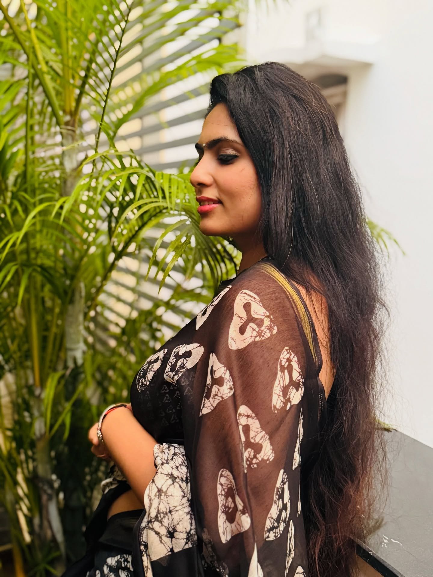 Dil Raju Wife Tejaswini Vygha Black Saree Photos