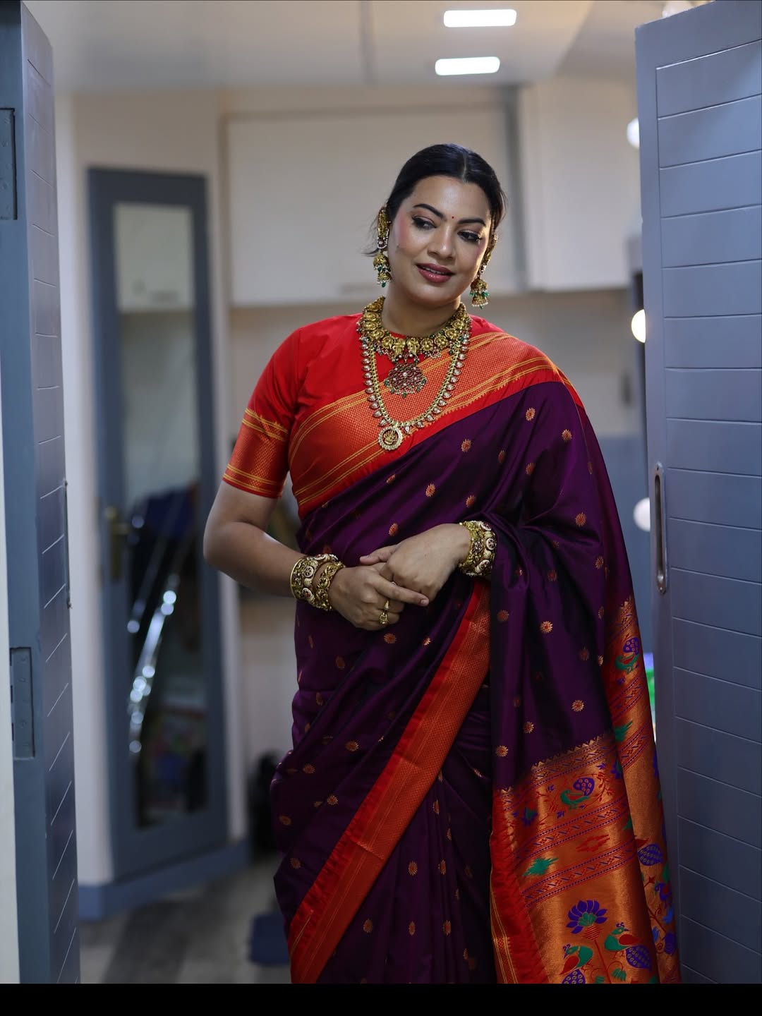 Singer geetha madhuri latest photoshoot goes viral on social media