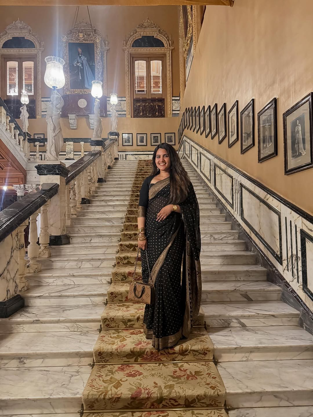 Hot anchor Sravanthi Chokkarapu in Falaknama Palace