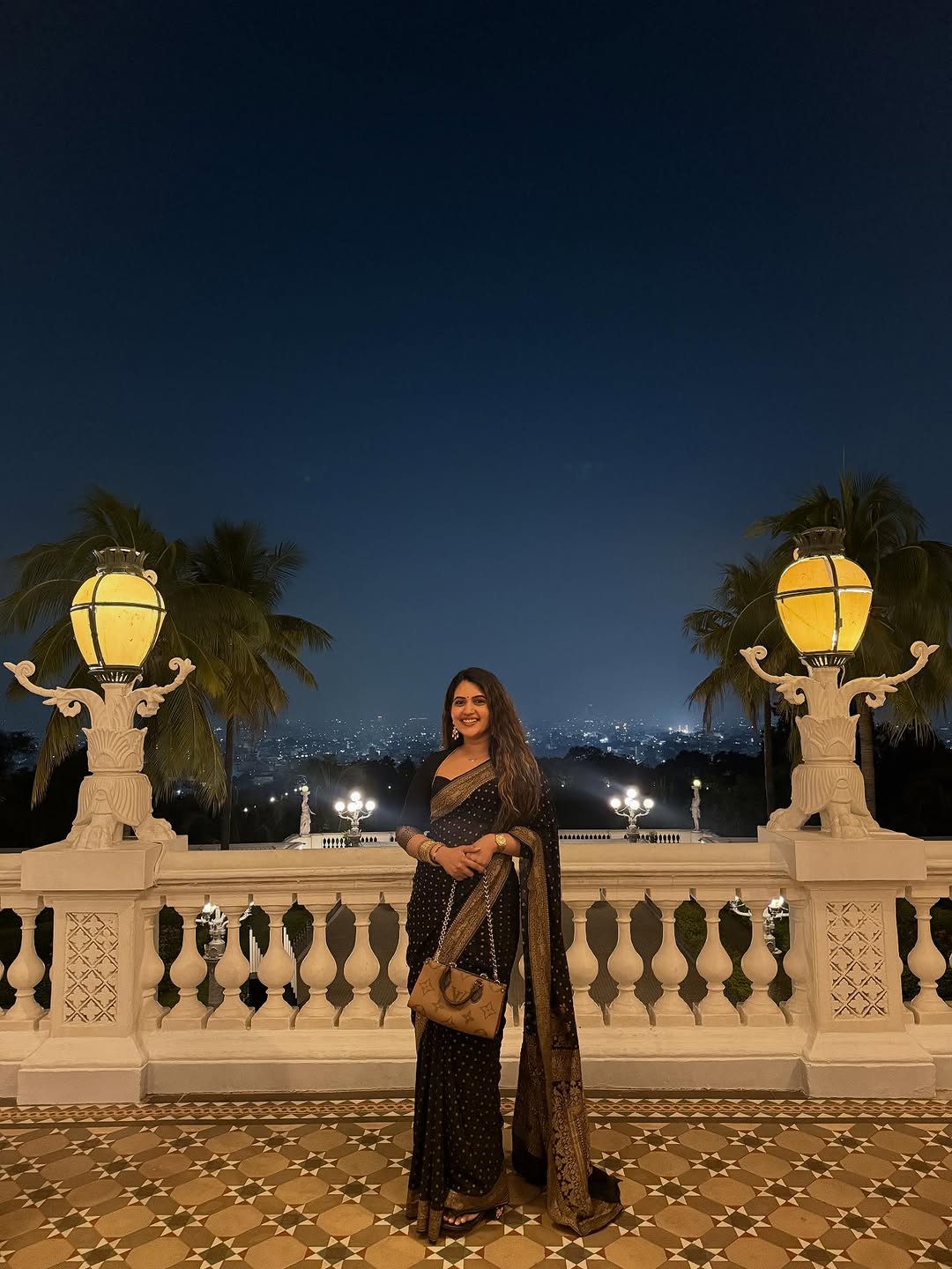 Hot anchor Sravanthi Chokkarapu in Falaknama Palace