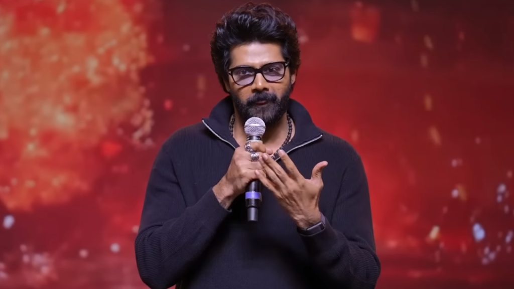 Actor Naveen Chandra emotional comments about Ravi Teja's at mass Jathara event