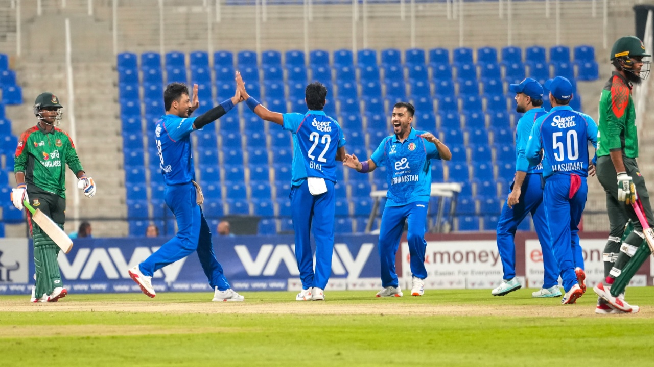 AFG vs BAN : 7, 3, 7, 6, 0, 2, 4, 5, 9 ఇది ఫోన్ నంబర్ కాదండి బాబు.. బంగ్లా బ్యాటర్ల కష్టార్జితం.. AFG vs BAN : 7, 3, 7, 6, 0, 2, 4, 5, 9 ఇది ఫోన్ నంబర్ కాదండి బాబు.. బంగ్లా బ్యాటర్ల కష్టార్జితం..
