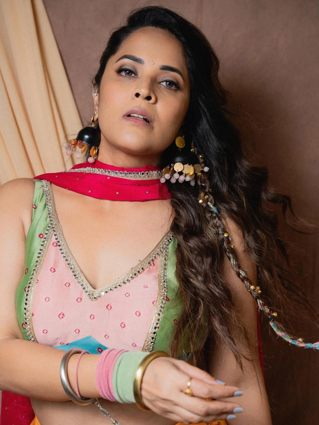 Anasuya Bharadwaj Cute Looks in Simple Lehenga Dress