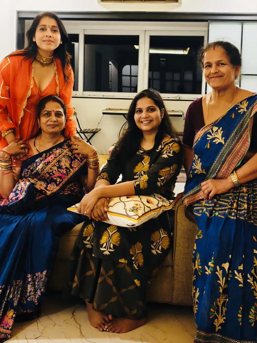 Anchor Rashmi Gautam celebrates Diwali with family
