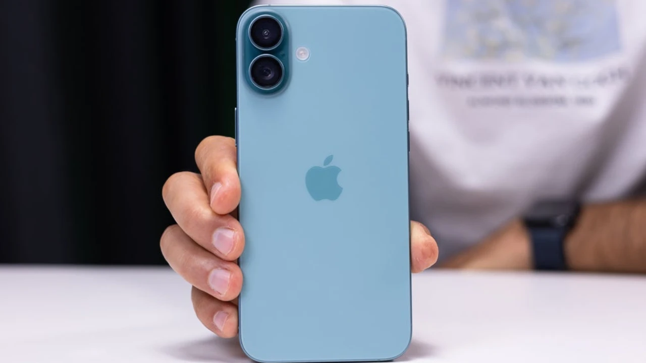 Apple iPhone 16 Price