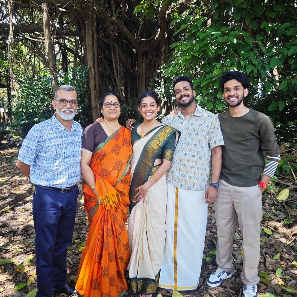 Singer Arya Dhayal Simple Register Marriage with her Lover