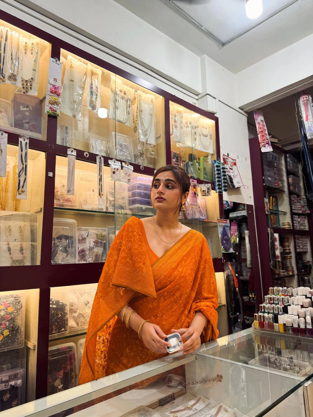 Ayesha Khan Shopping in Fancy Shop