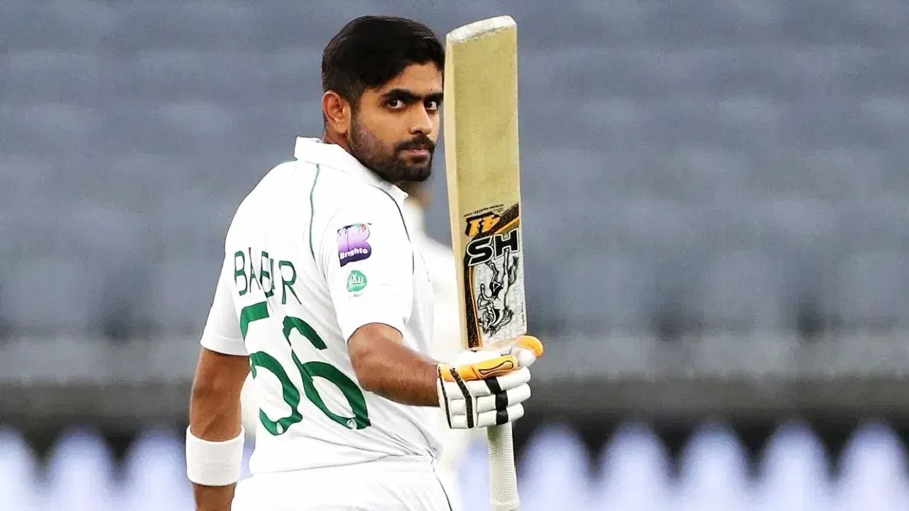 Babar Azam : 100 లేకుండా 1000 పూర్తి చేసుకున్న బాబర్ ఆజామ్.. Babar Azam : 100 లేకుండా 1000 పూర్తి చేసుకున్న బాబర్ ఆజామ్..