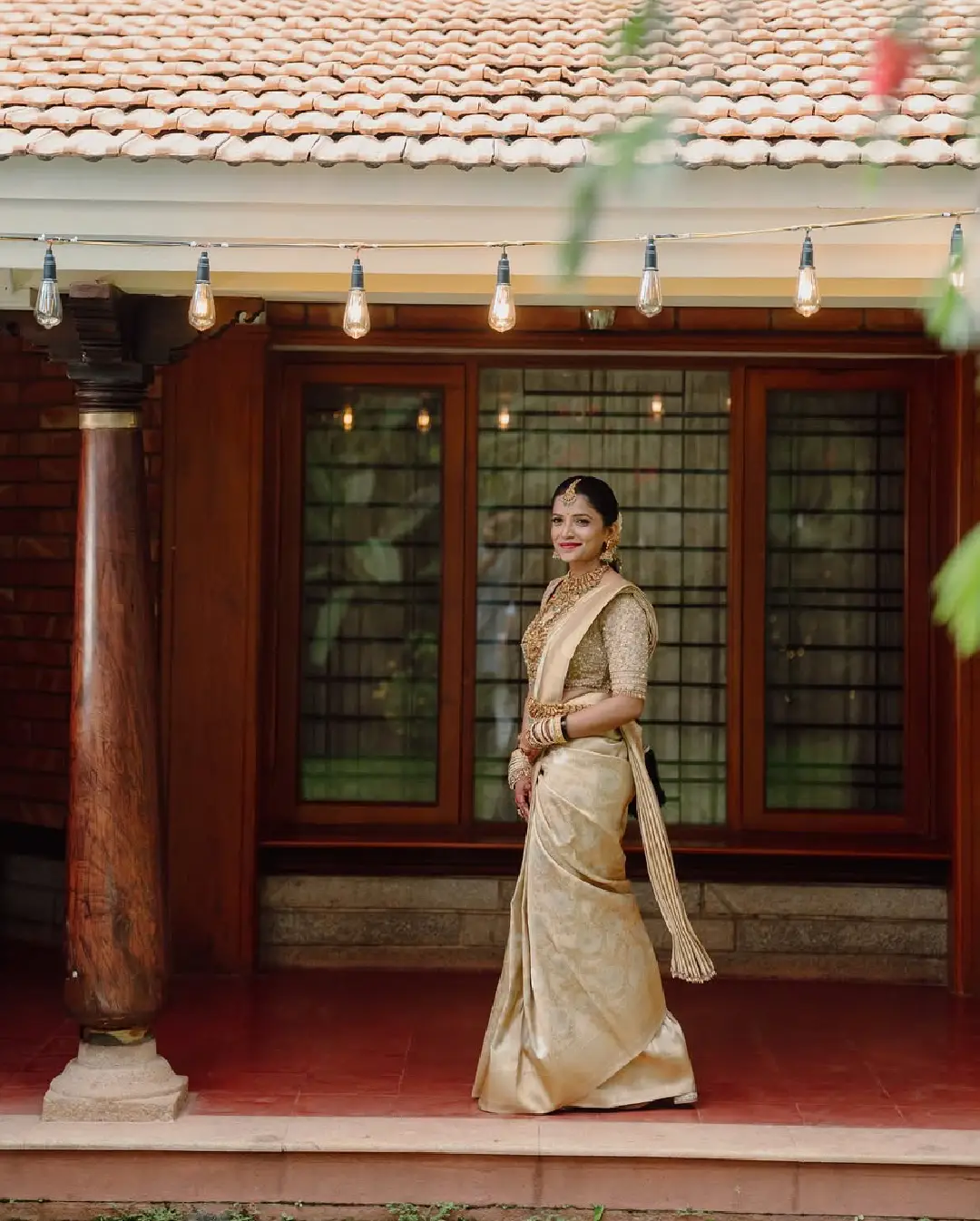 Cameraman Bhuvan Gowda wedding photos are going viral on social media.