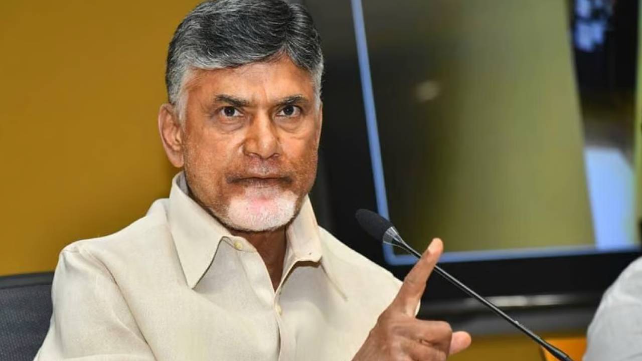 Jubilee Hills Bypoll : జూబ్లీహిల్స్ ఉపఎన్నిక.. టీడీపీ పోటీపై చంద్రబాబు కీలక నిర్ణయం.. అర్ధరాత్రి వరకు పార్టీ నేతలతో సమావేశం.. దిశానిర్దేశం Jubilee Hills Bypoll : జూబ్లీహిల్స్ ఉపఎన్నిక.. టీడీపీ పోటీపై చంద్రబాబు కీలక నిర్ణయం.. అర్ధరాత్రి వరకు పార్టీ నేతలతో సమావేశం.. దిశానిర్దేశం
