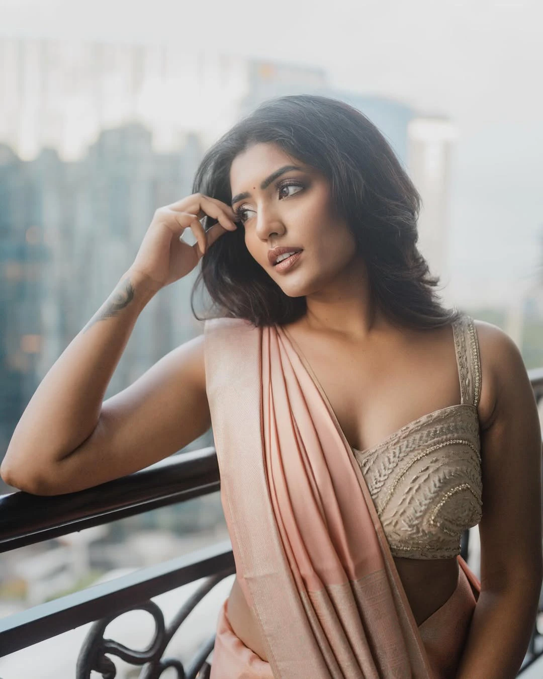 Eesha Rebba Stunning Looks in Saree